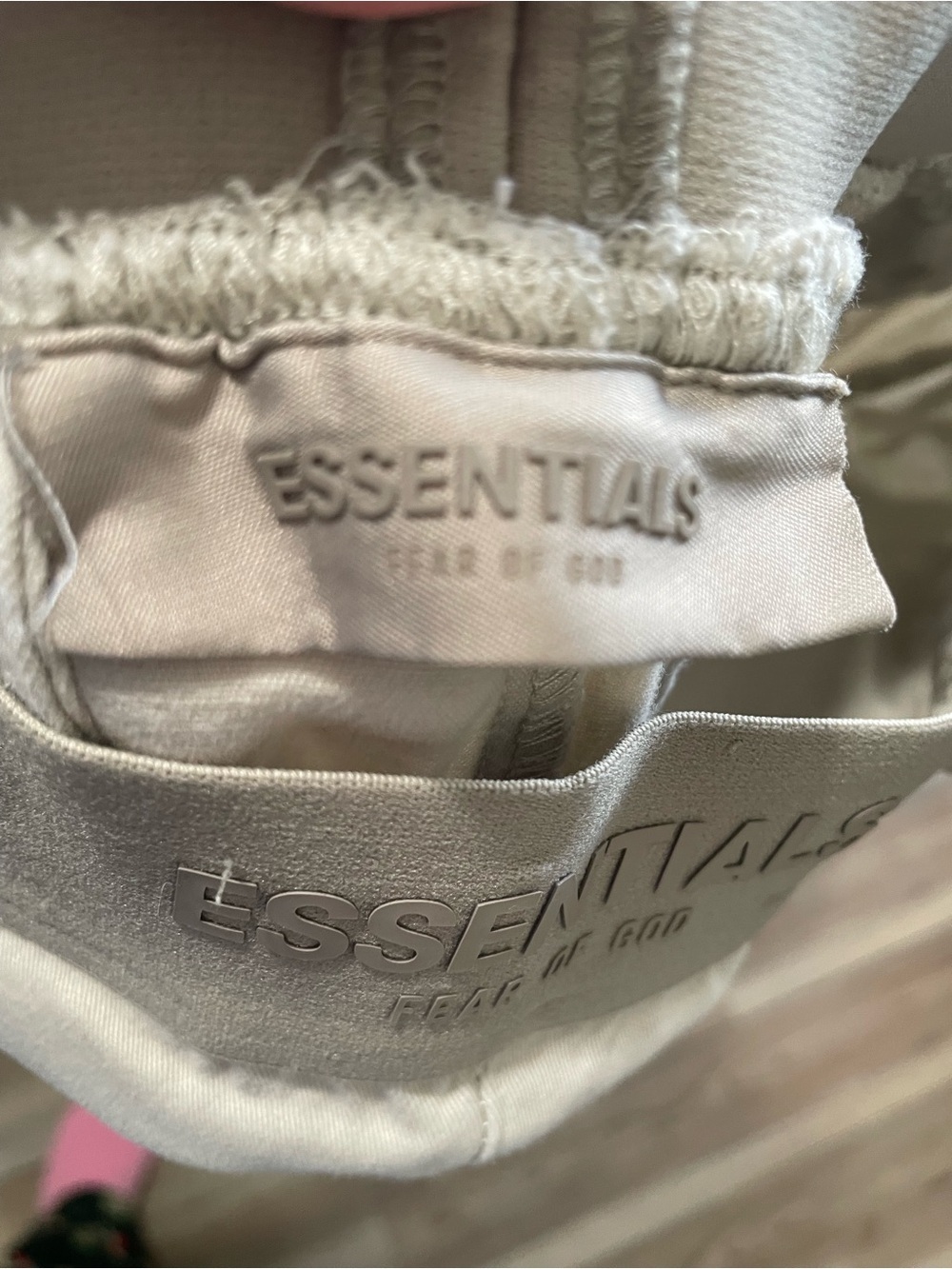 Fear of God ESSENTIALS Beige Wide Leg Trousers (small nip on waist band) see pic - Picture 9 of 12